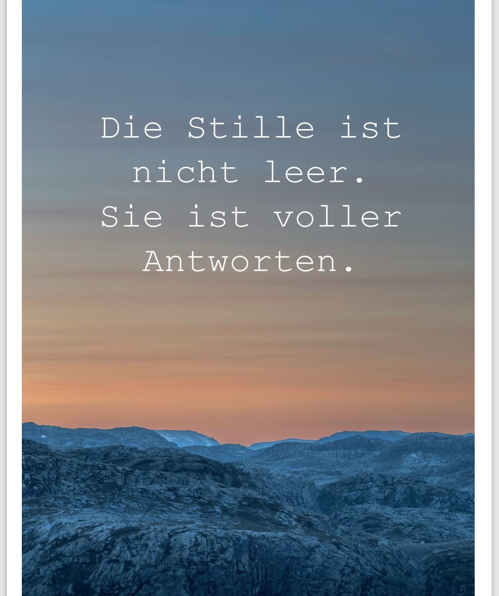 Postkarte Die Stille ist nicht leer, sie ist voller Antworten – Alexander Martin