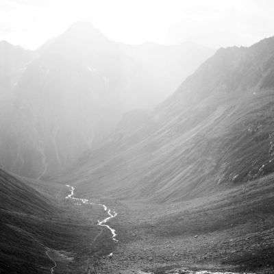 Landschaftsaufnahme schwarzweiß Pitztal analog